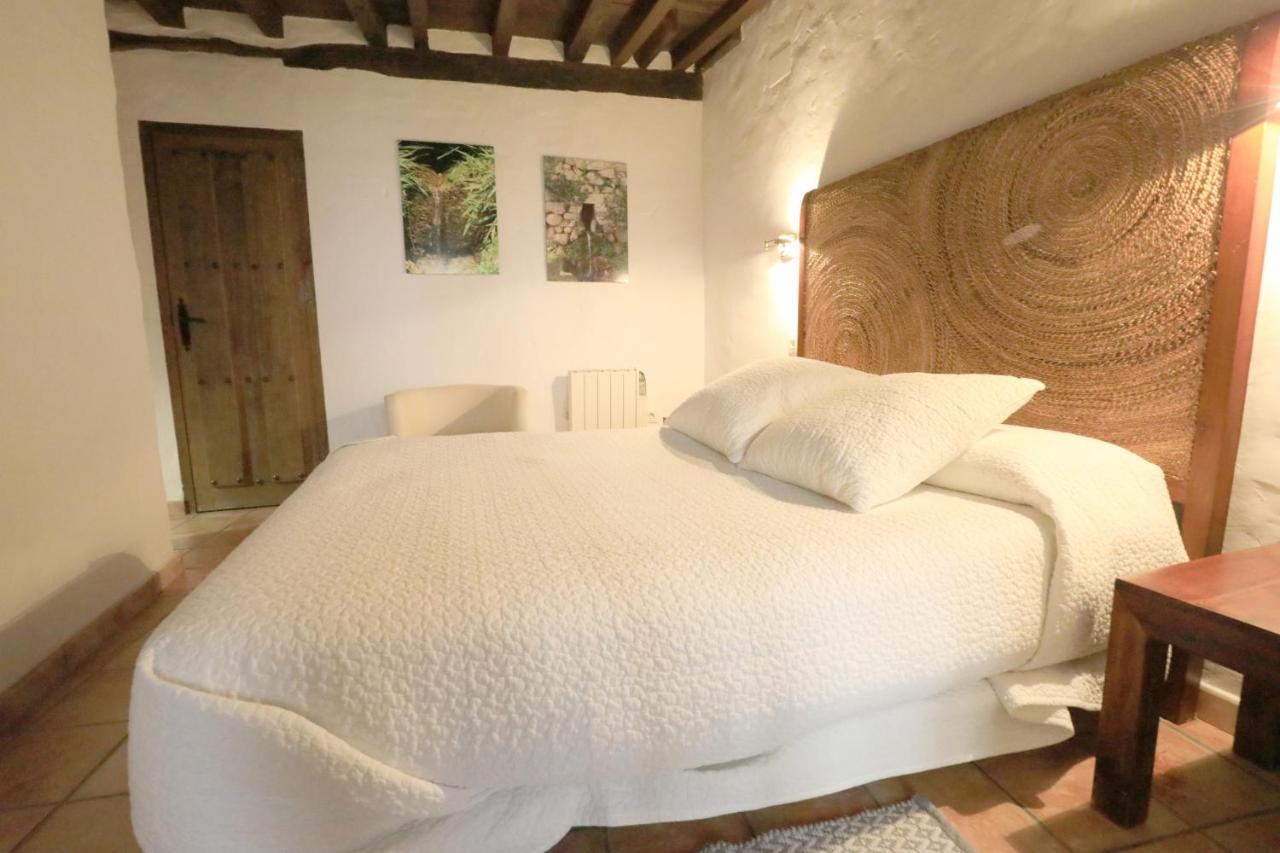 Apartamentos Rurales Spa Casa De Los Escudos Valverde de la Vera Ngoại thất bức ảnh