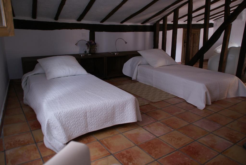 Apartamentos Rurales Spa Casa De Los Escudos Valverde de la Vera Ngoại thất bức ảnh